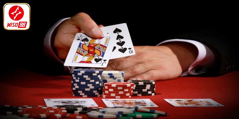 Mẹo chơi poker 2 lá hay được cao thủ chia sẻ